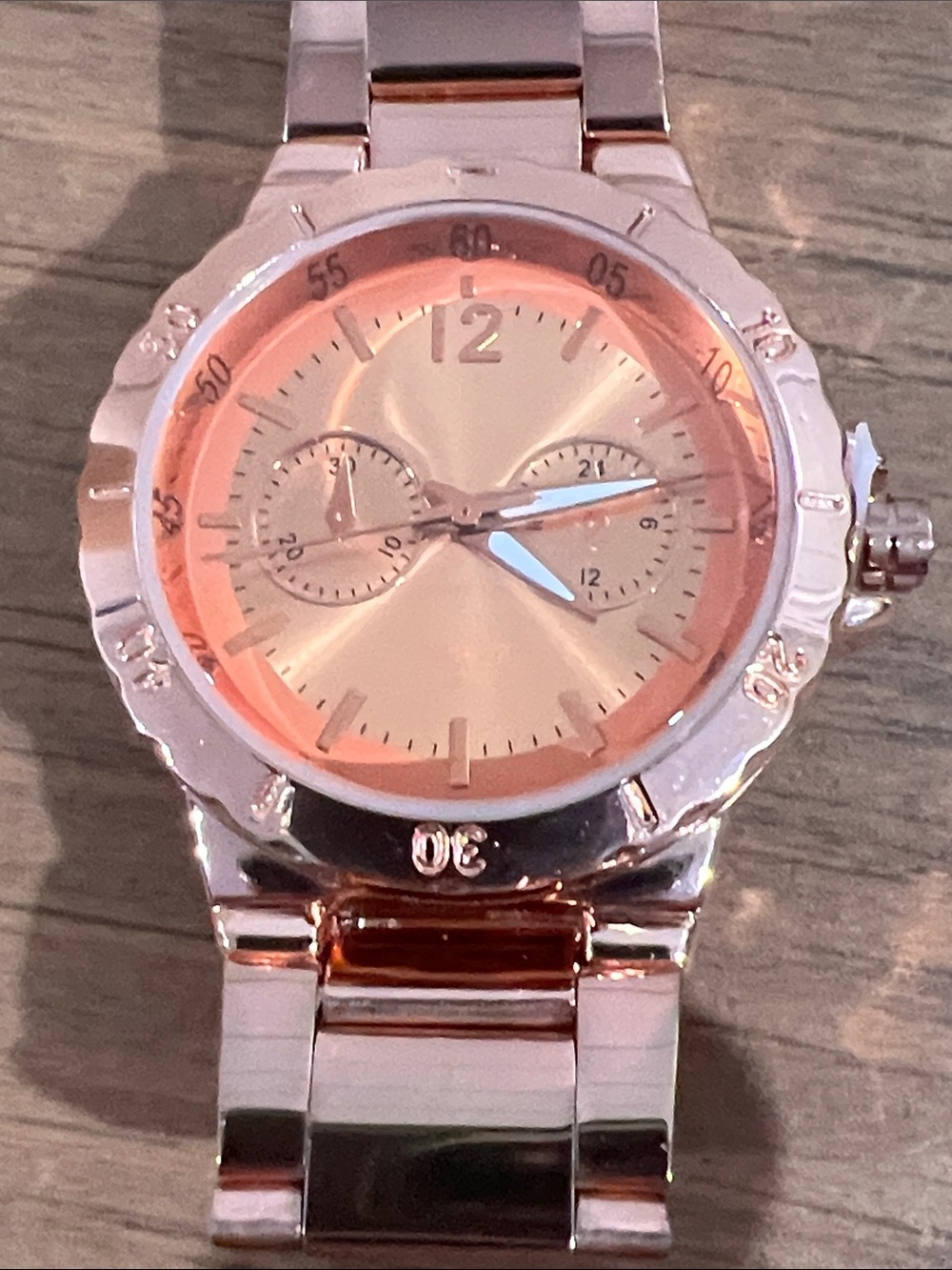 Chatelaine Embossed Compact Rose Gold Tone Watch - Picture 3 of 9